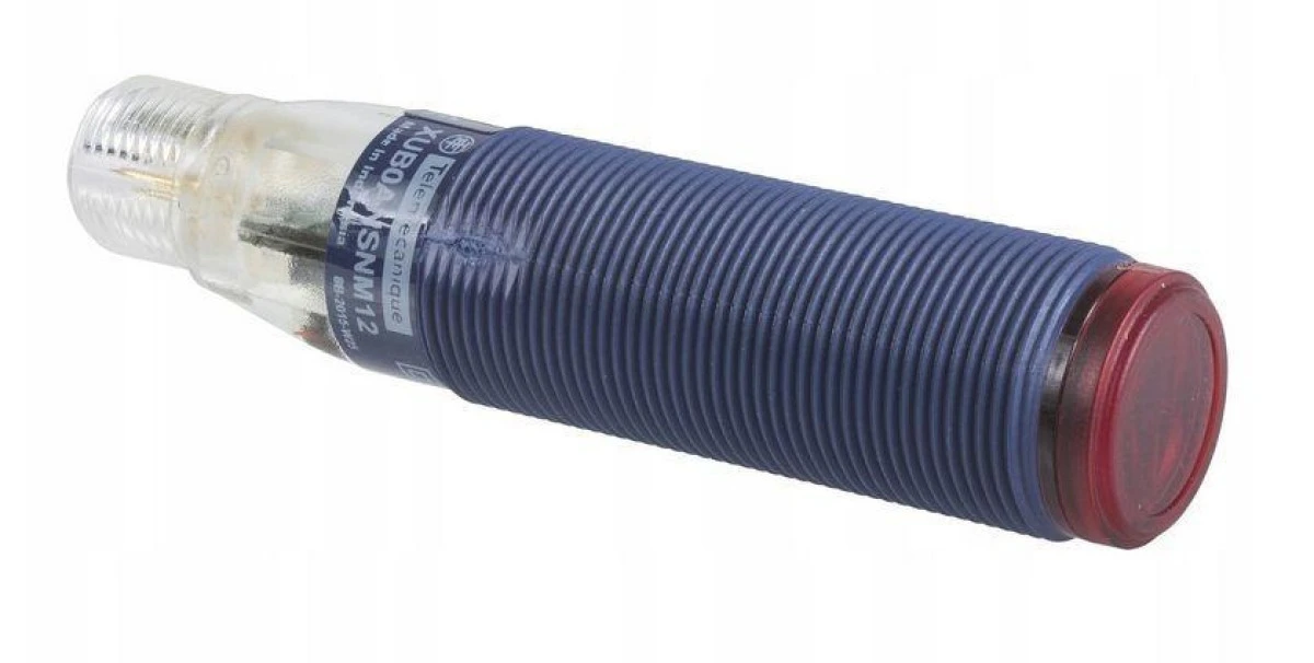 Czujnik fotoelektryczny, odbiciowy z reflektorem/nadajnik‑odbiornik, konfiguracja wyjścia PNP, max.0,1A, IP65,IP67, XUB0APSNM12