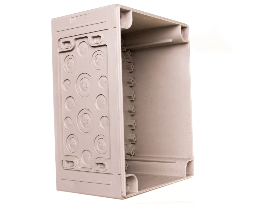 Część dolna do obudowy 250×187,5mm IP65 CI23E U‑CI23E 038793